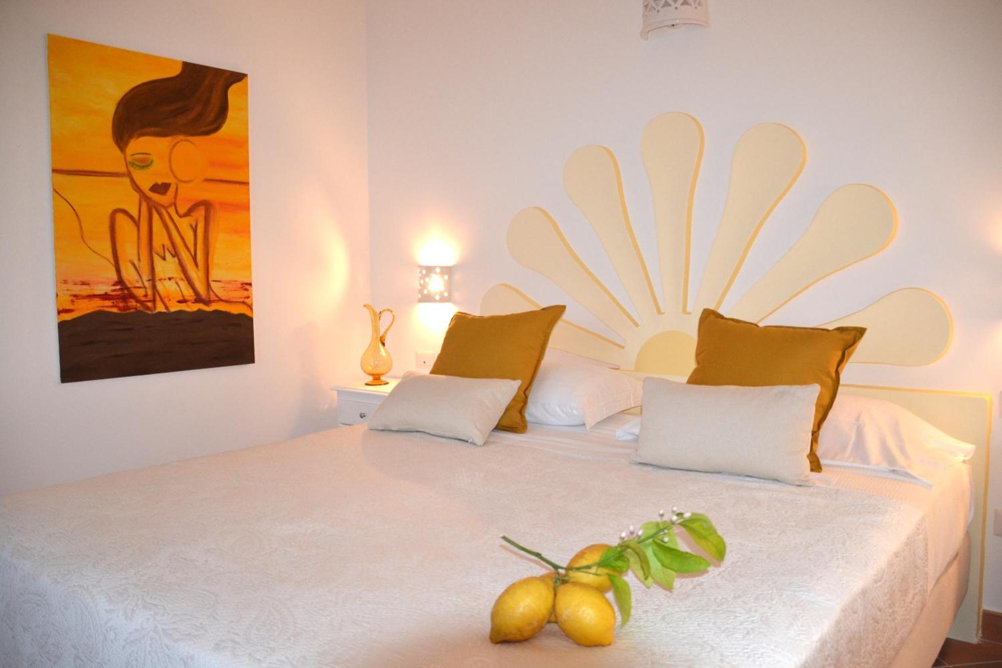 Villa Santa Chiara Positano Suites Exterior foto